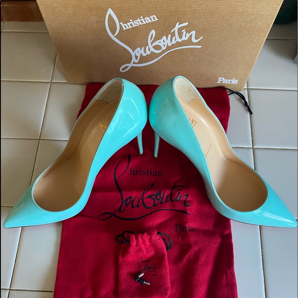 NEW! Christian Louboutin Turquoise Pigalle Follies, Size 39